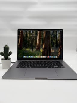Apple MacBook Air 15" (16 GB, 512 GB SSD, Apple M2)