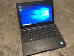 Dell LATITUDE 3380 13" (8 GB, 500 GB SSD, Intel Core i3)