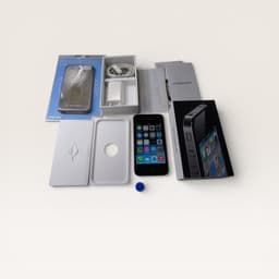Apple iPhone 4 (16 GB)