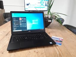 Dell Latitude 5580 15" (8 GB, 256 GB SSD, i5-6300U)
