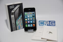 Apple iPhone 4 (32 GB)
