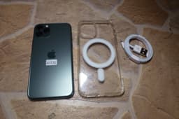 Apple iPhone 11 Pro (64 GB)