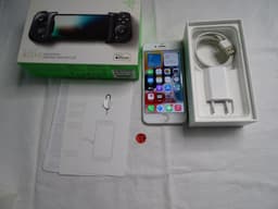 Apple iPhone 7 (128 GB)