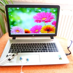 HP ENVY 17" (Intel Core i7)