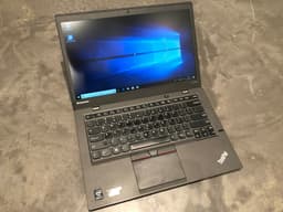 Lenovo Thinkpad X1 (4 GB, 250 GB SSD, Intel Core i5 5200U)