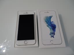 Apple iPhone 6s (64 GB)